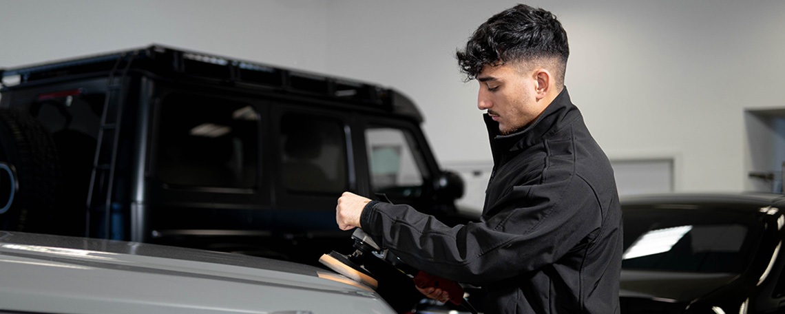 Fachkraft für Fahrzeugaufbereitung (m/w/d), 1. Bild