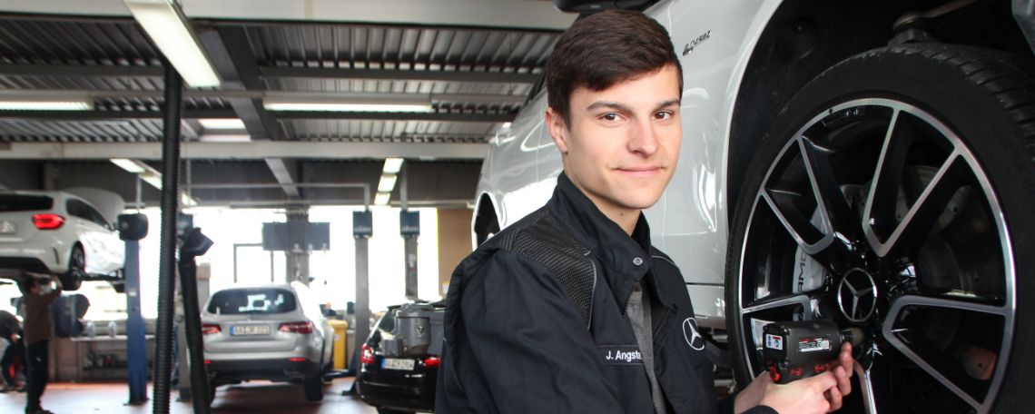 Ausbildung Kfz-Mechatroniker 2027 (m/w/d), 1. Bild